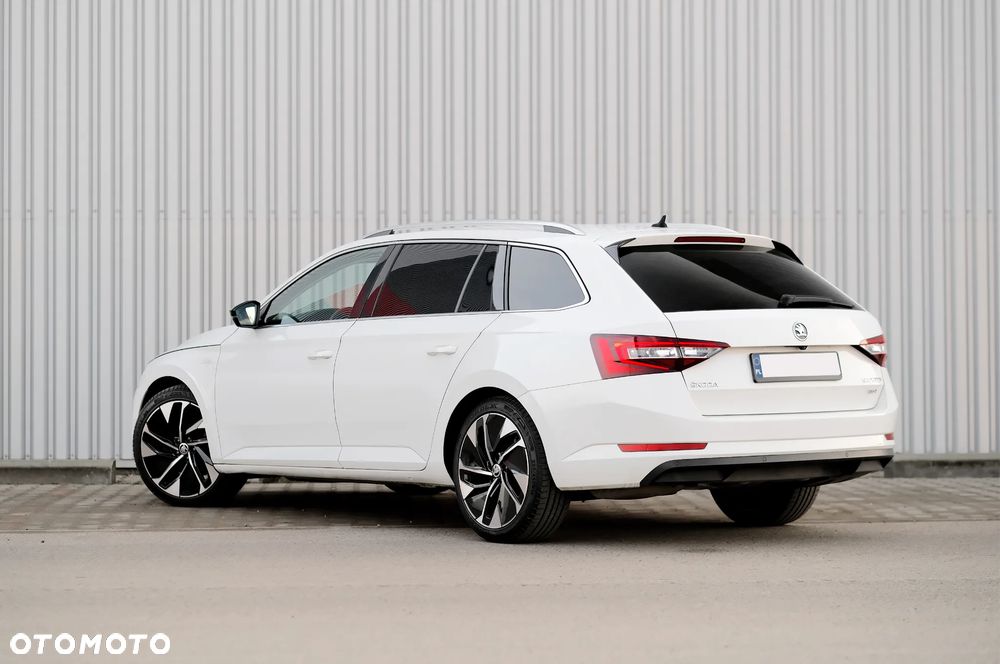 Skoda Superb 2.0 TDI DSG L&K - 11