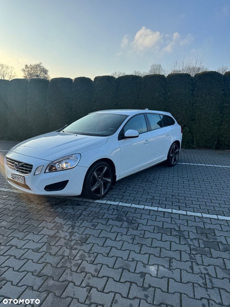 Volvo V60 DRIVe - 1