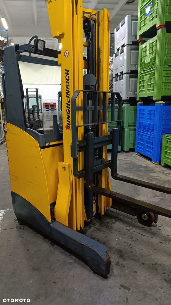 Jungheinrich ETV110 - 7