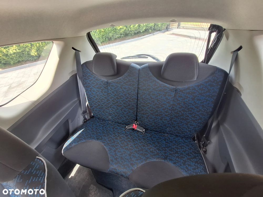 Peugeot 107 1.0 Urban Move Euro5 - 13