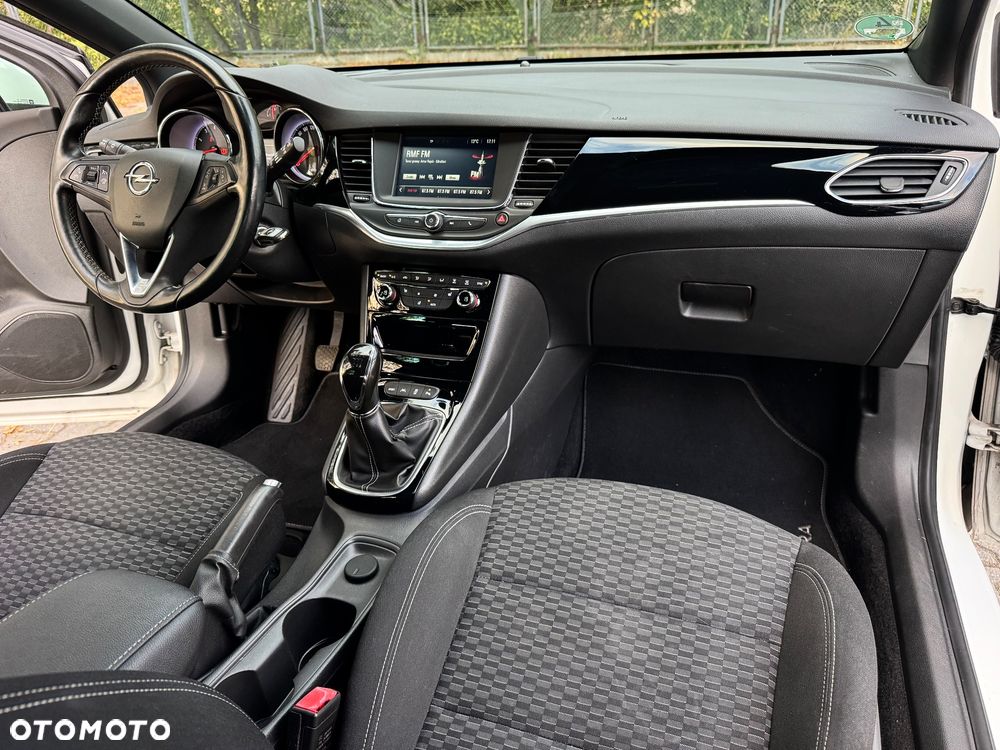 Opel Astra 1.4 Turbo Edition - 18