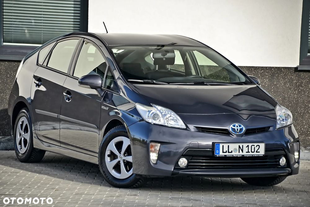 Toyota Prius 1.8 Hybrid Premium - 9
