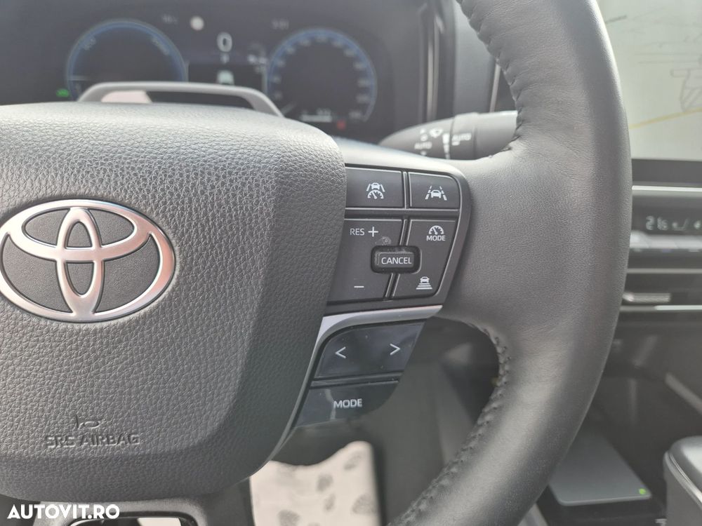 Toyota Camry 2.5 Exclusive - 24
