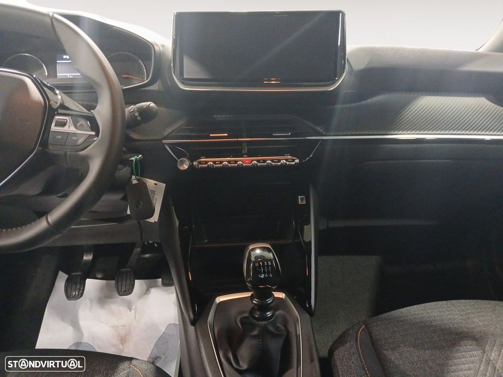 Peugeot 2008 1.2 Style - 11