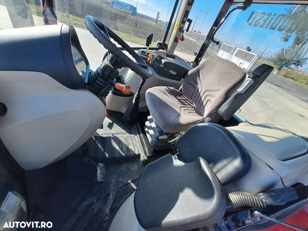 Massey Ferguson 4707 - 11