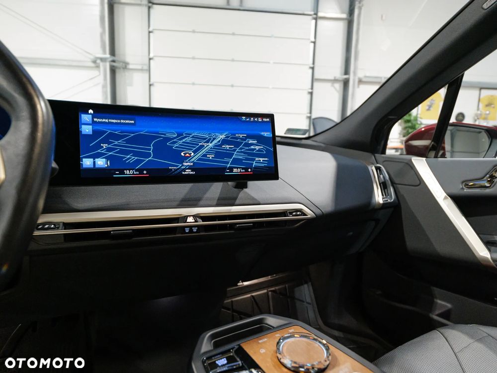 BMW iX xDrive40 76.6kWh - 24