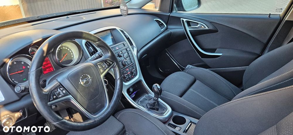 Opel Astra 2.0 CDTI DPF SportsTourer Edition - 10