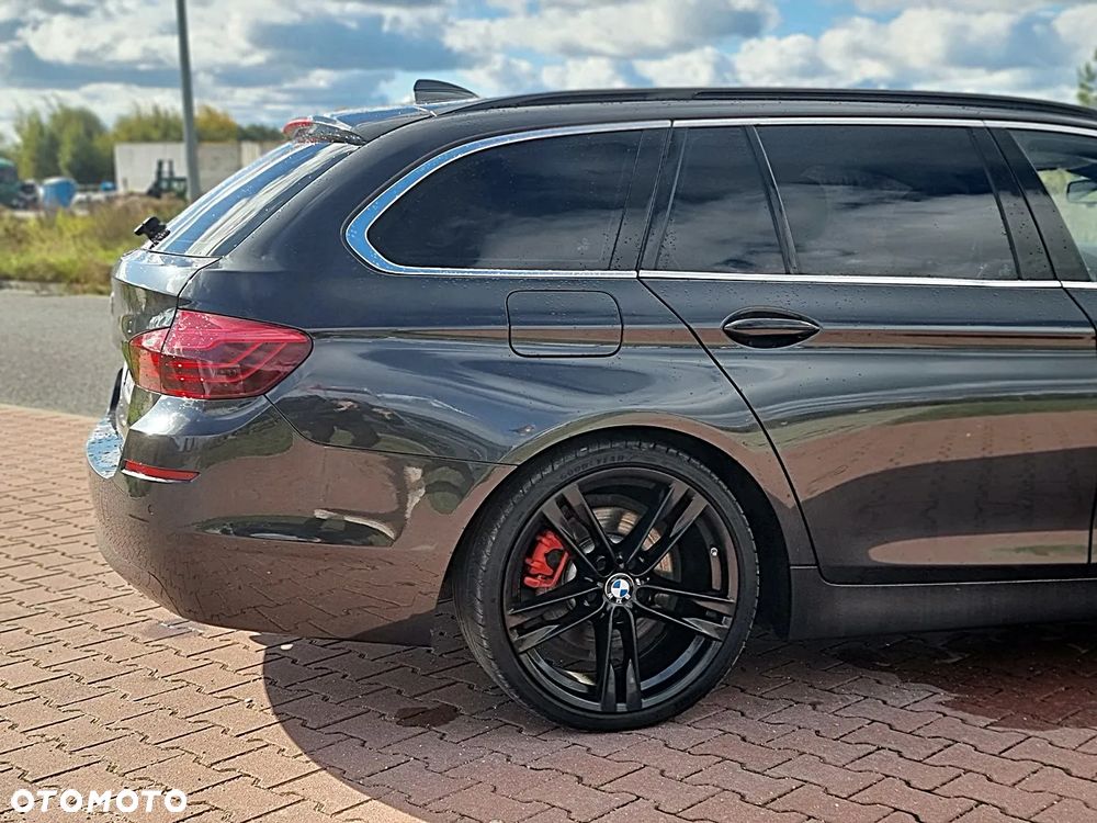 BMW Seria 5 520d Luxury Line sport - 16