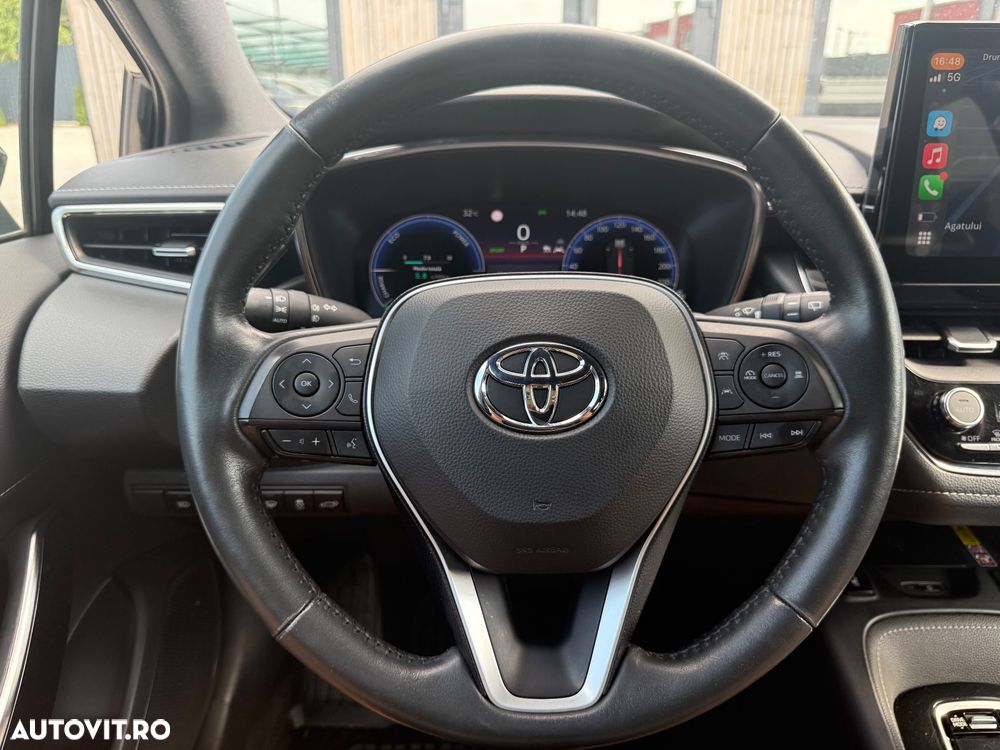Toyota Corolla 2.0 HSD Exclusive Plus - 29