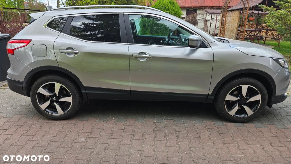 Nissan Qashqai 1.2 DIG-T N-Connecta EU6 - 4