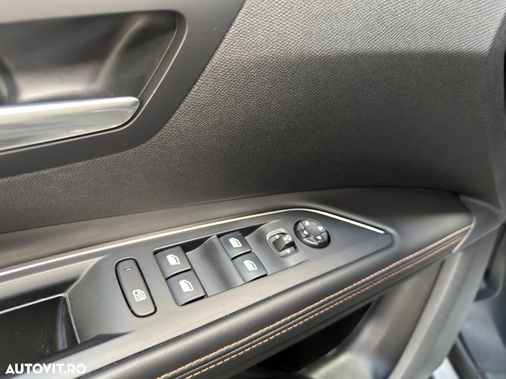 Peugeot 5008 - 28