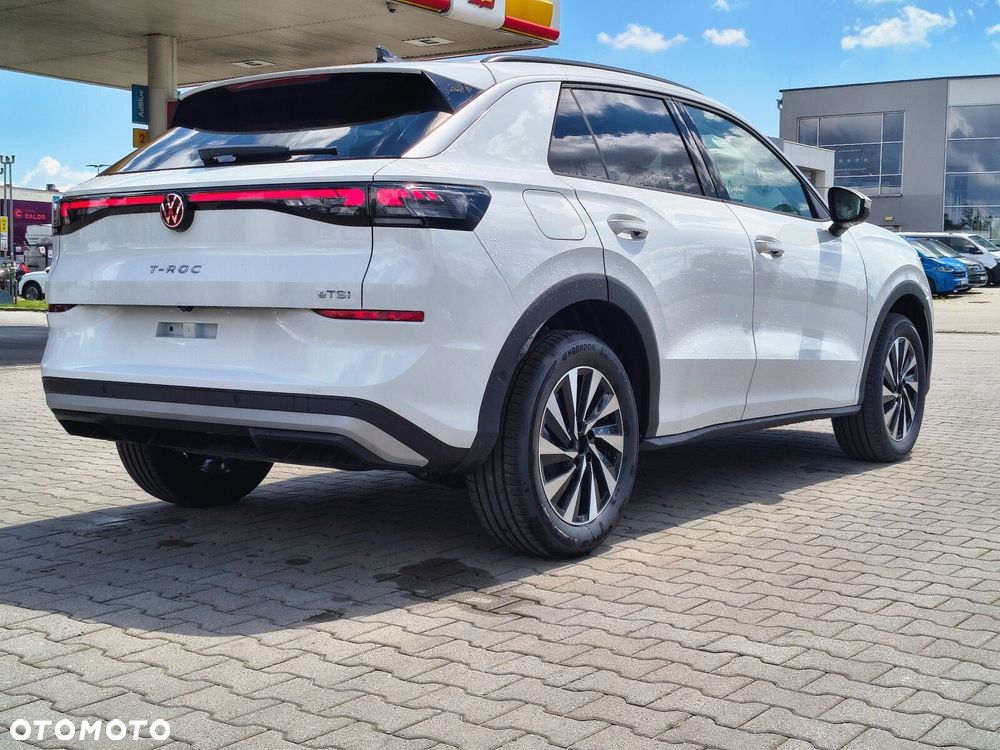 Volkswagen T-Roc 1.5 eTSI Life DSG - 8