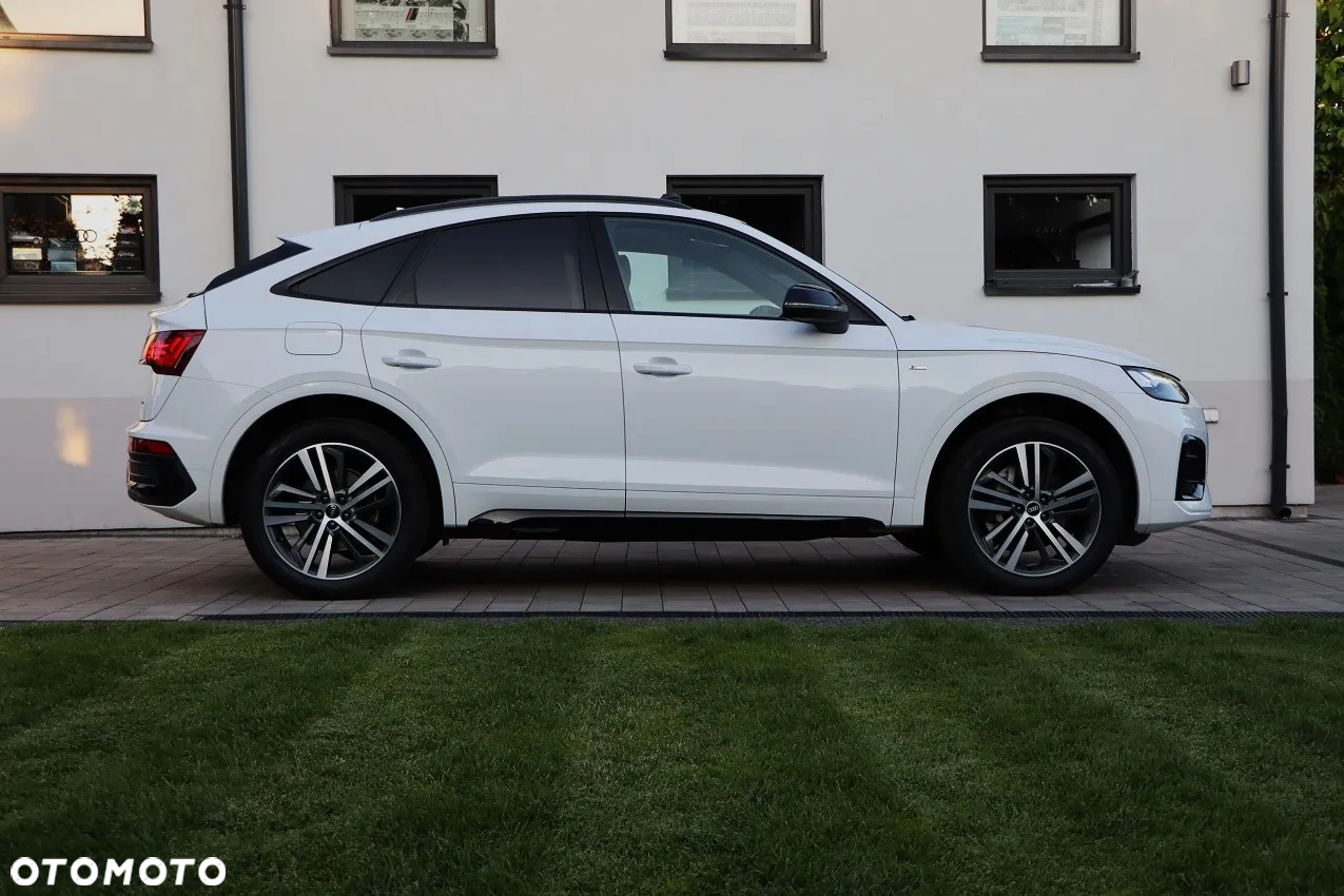 Audi Q5 Sportback - 11