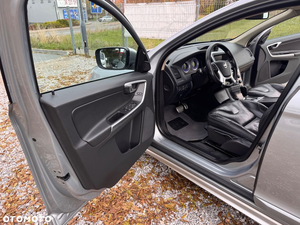 Volvo XC 60 D3 R Design - 23