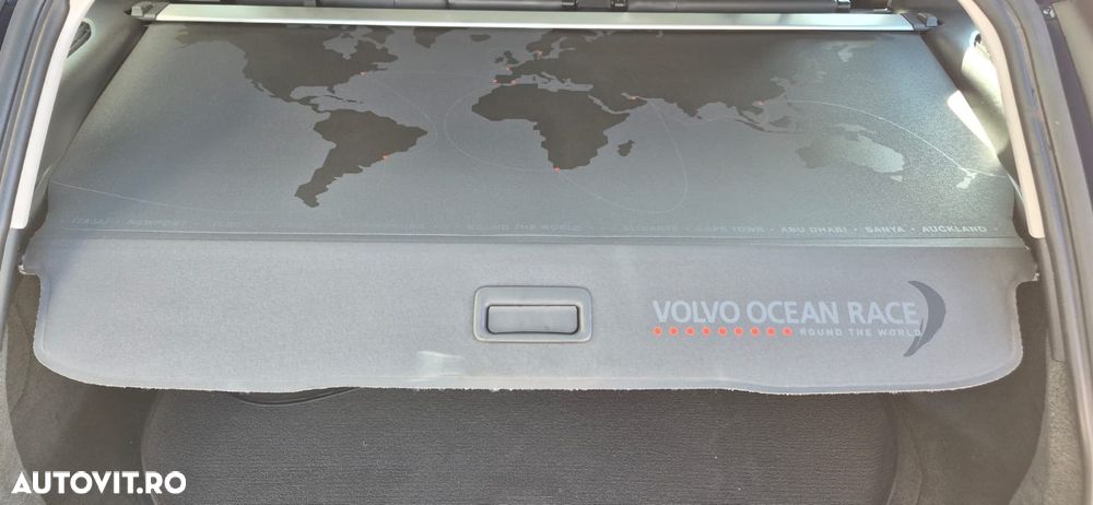 Volvo V60 D4 Ocean Race - 17