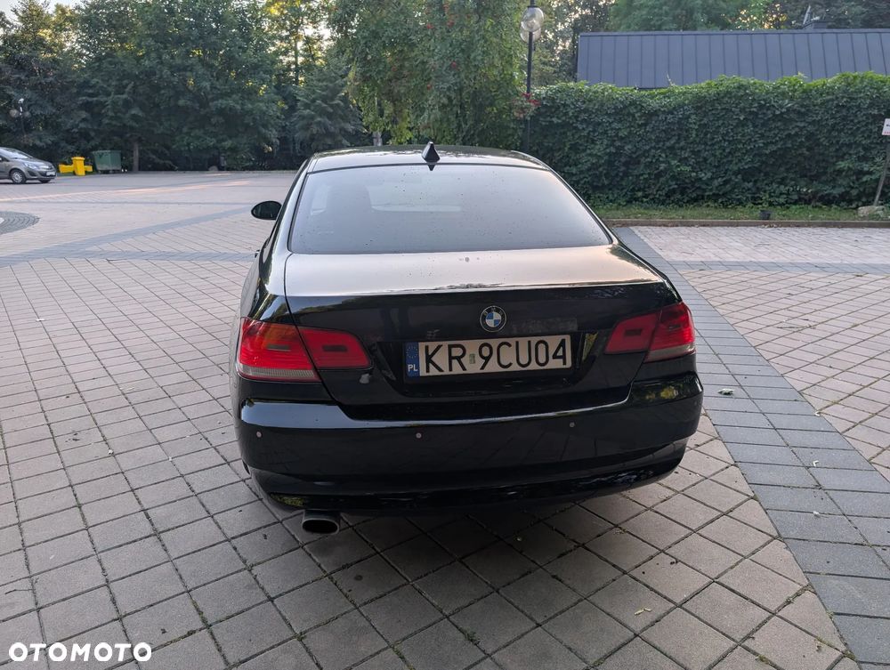 BMW Seria 3 320d - 10
