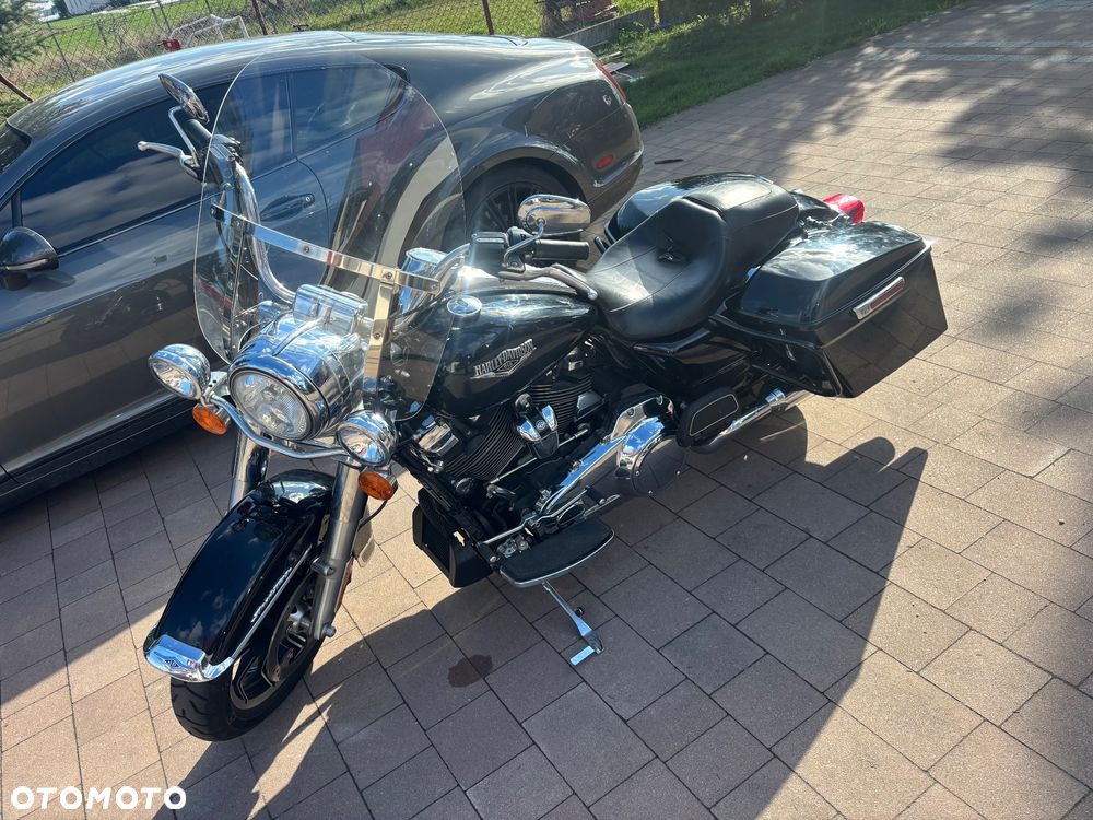 Harley-Davidson Touring Road King - 1