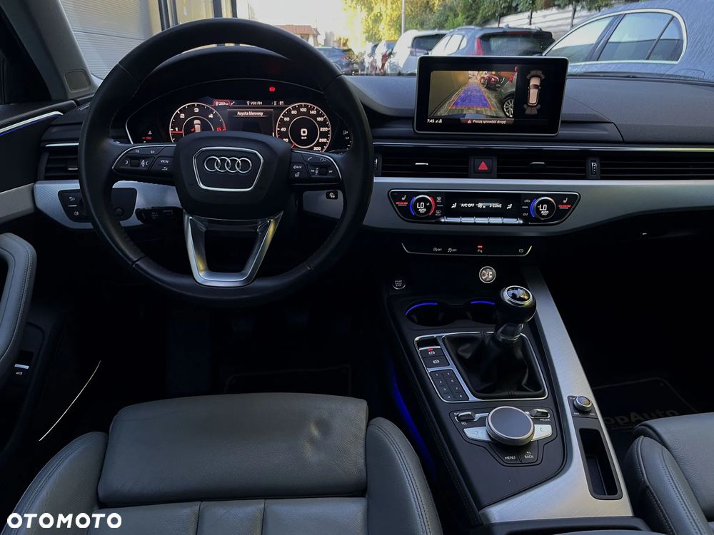 Audi A4 Avant 2.0 TDI Design - 37