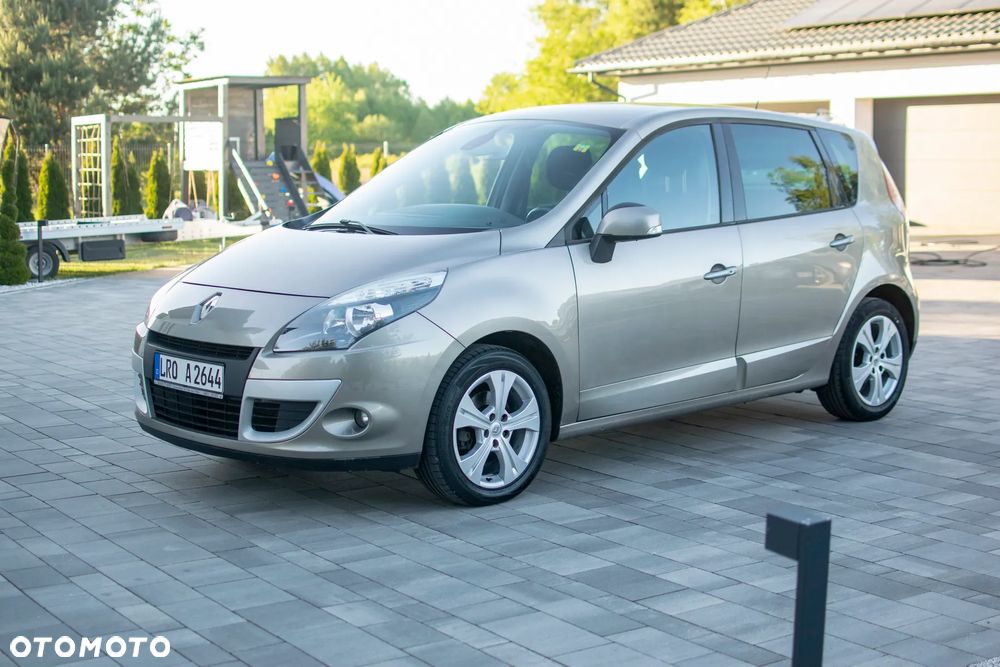 Renault Scenic - 23