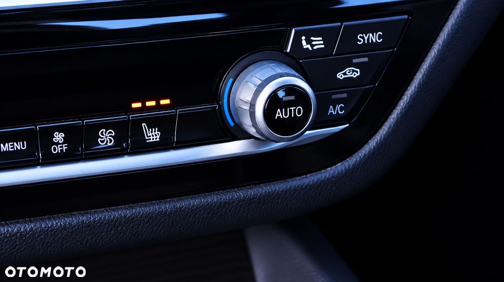 BMW Seria 5 - 24