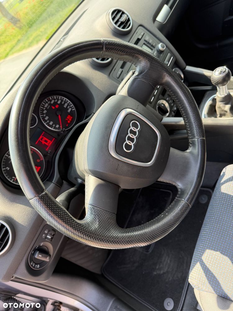 Audi A3 Sportback 2.0 TDI DPF Ambition - 17