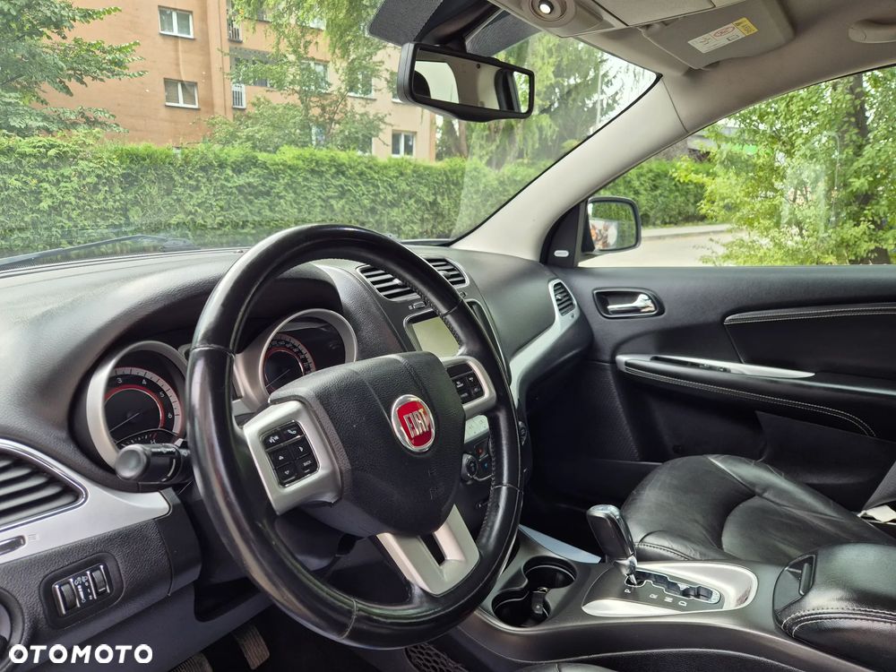 Fiat Freemont 2.0 Multijet 16V DPF Automatik Allrad Black Code - 17