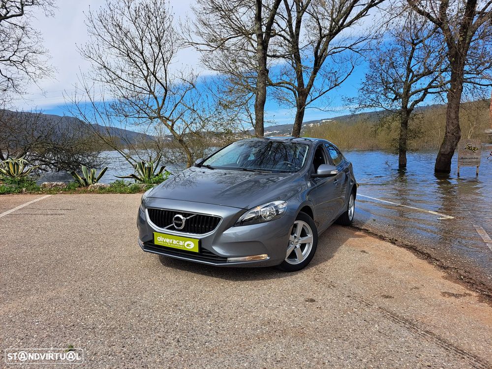 Volvo V40 D2 Kinetic - 5