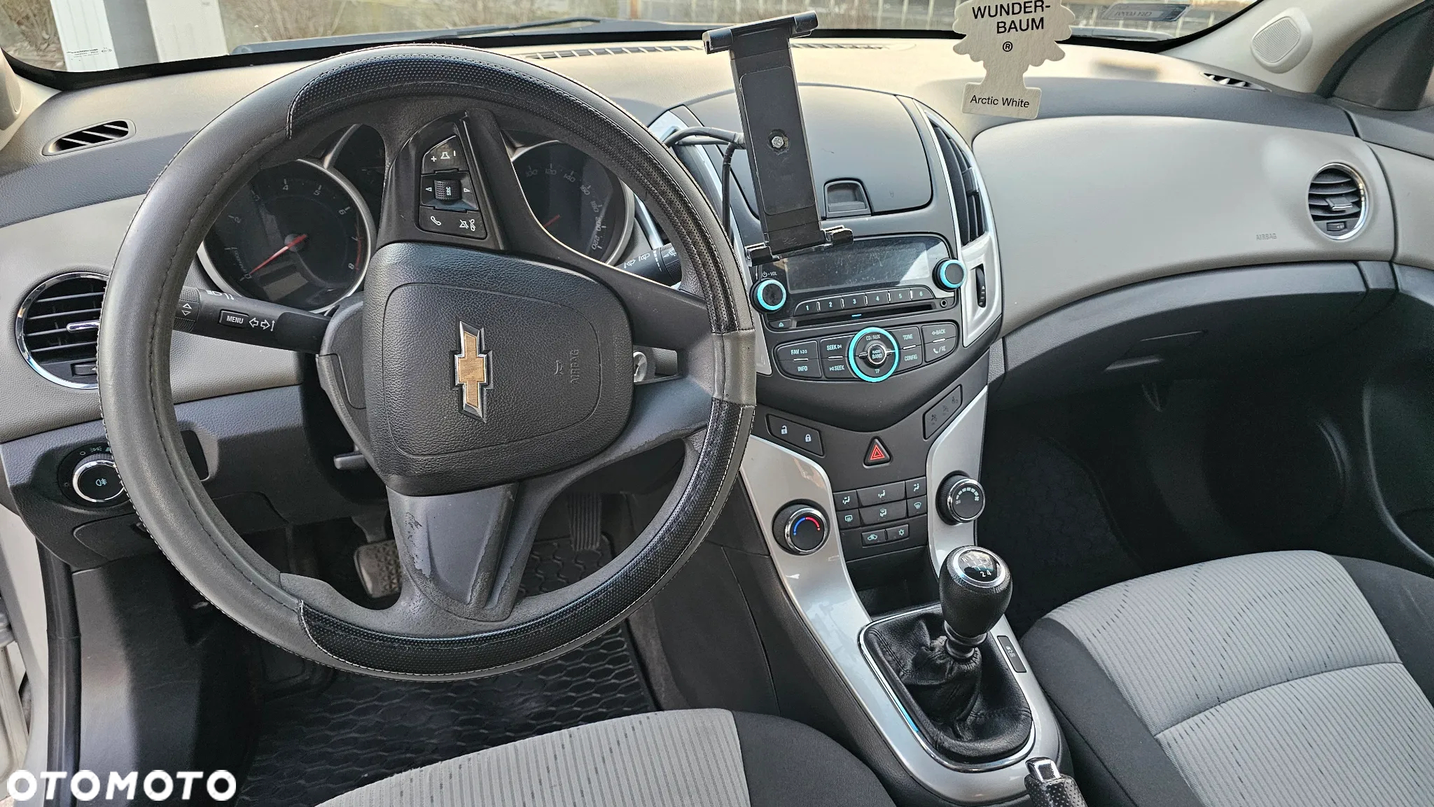 Chevrolet Cruze 1.8 LT - 9