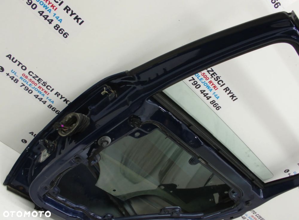 VW Passat B5 kombi Drzwi LN5Y Prawy Tył Zamek Boczek Szyba Zawiasy - 8