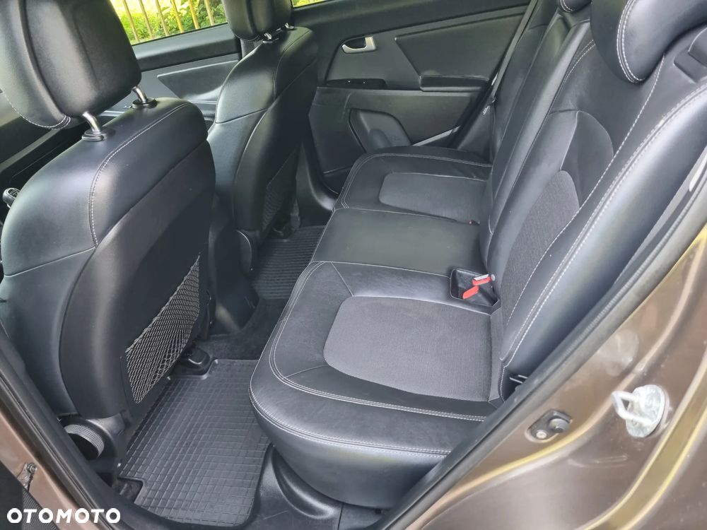 Kia Sportage 1.7 CRDI L 2WD - 14
