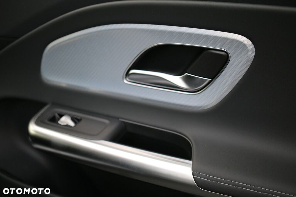 Mercedes-Benz CLA - 23