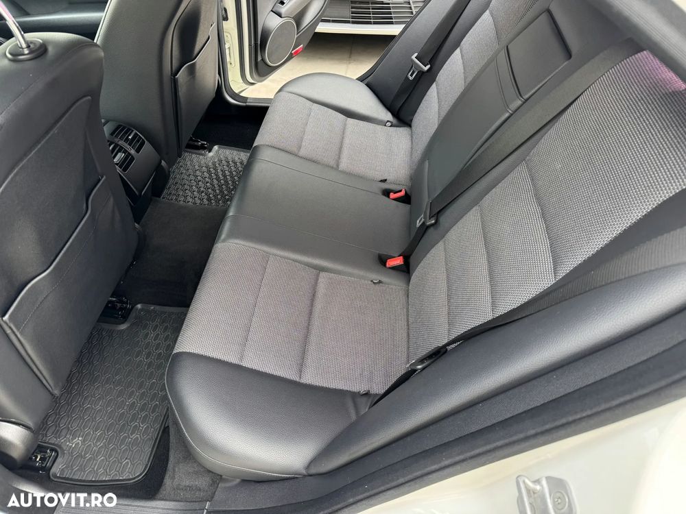 Mercedes-Benz C 220 CDI 7G-TRONIC Avantgarde Edition - 10