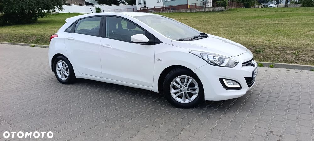 Hyundai i30 1.4 Classic + - 4