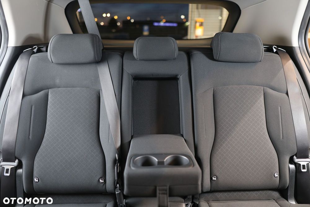 Kia Sportage 1.6 T-GDI MHEV M 2WD DCT - 19