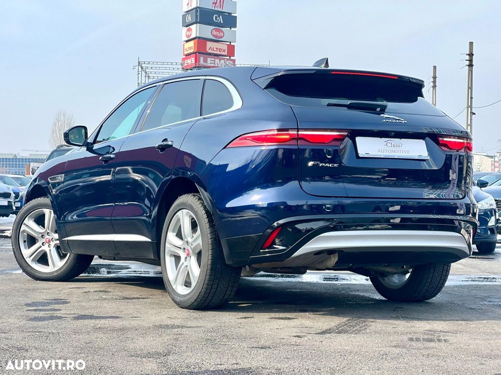 Jaguar F-Pace - 5