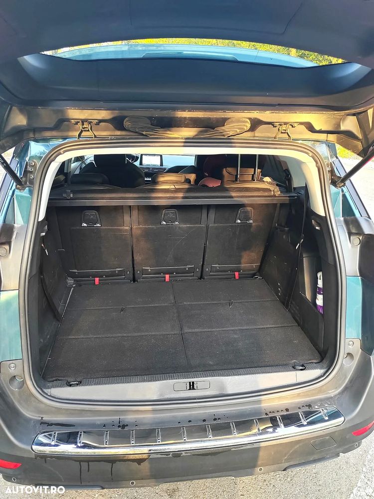 Peugeot 5008 BlueHDI 130 EAT8 Allure - 34