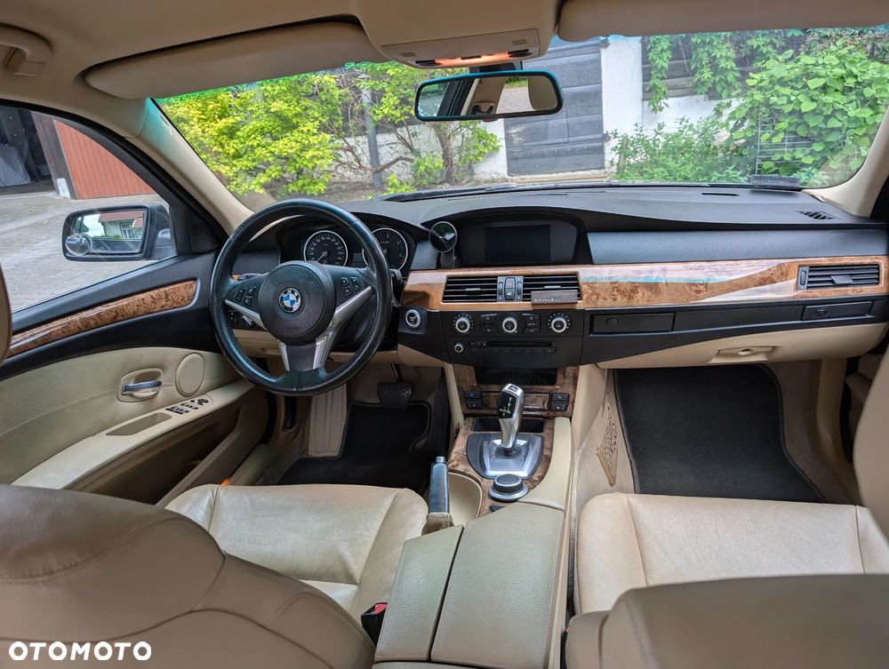 BMW Seria 5 530xd - 14