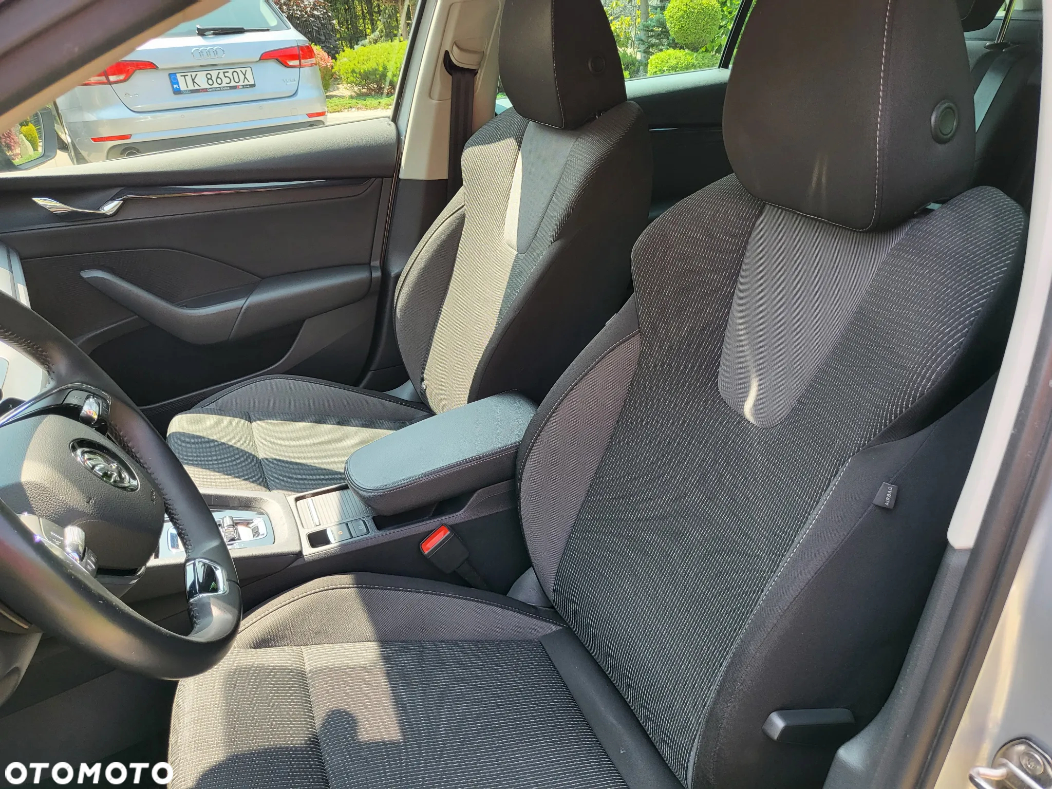 Skoda Octavia 2.0 TDI Ambition DSG - 37