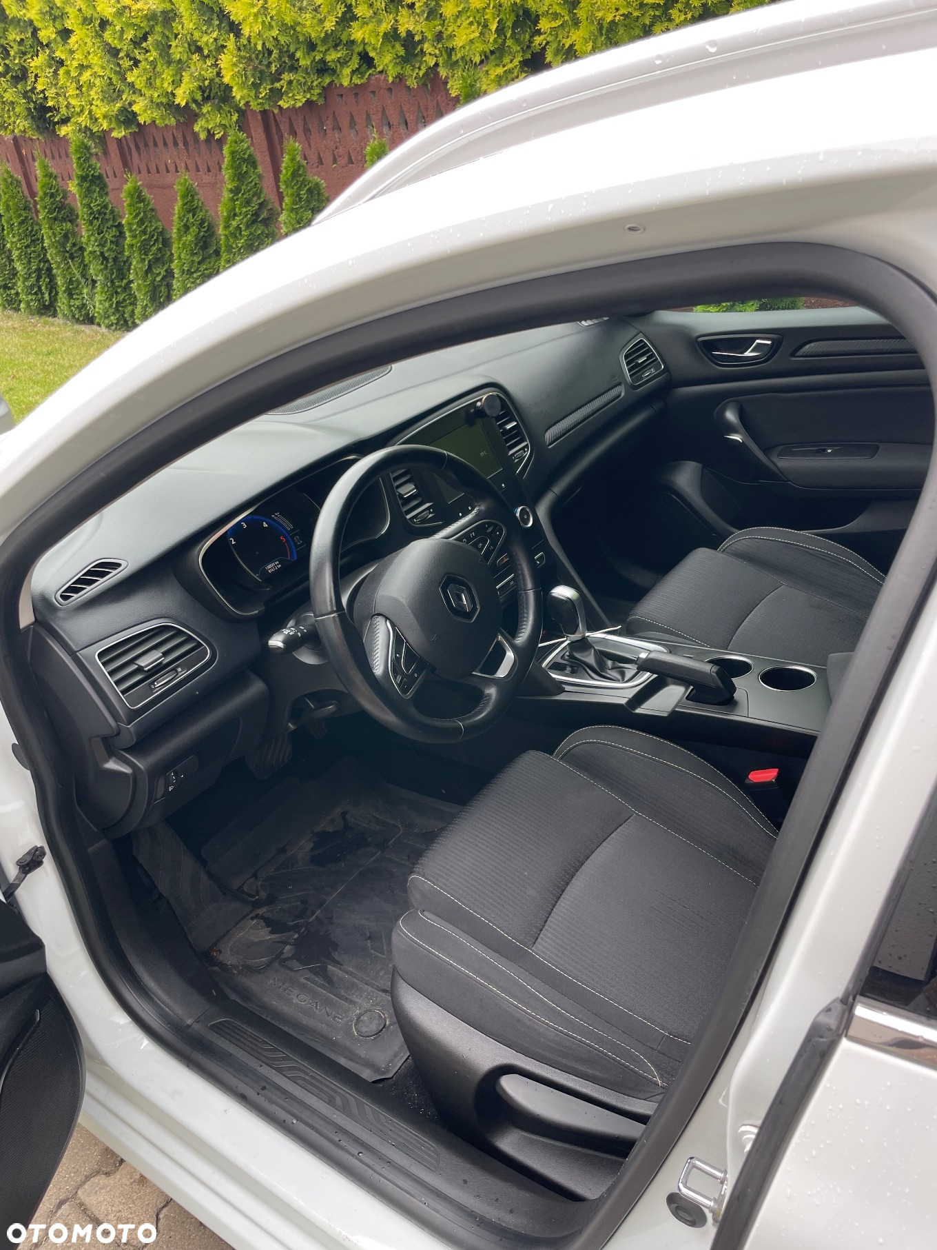 Renault Megane 1.5 dCi Limited EDC - 11