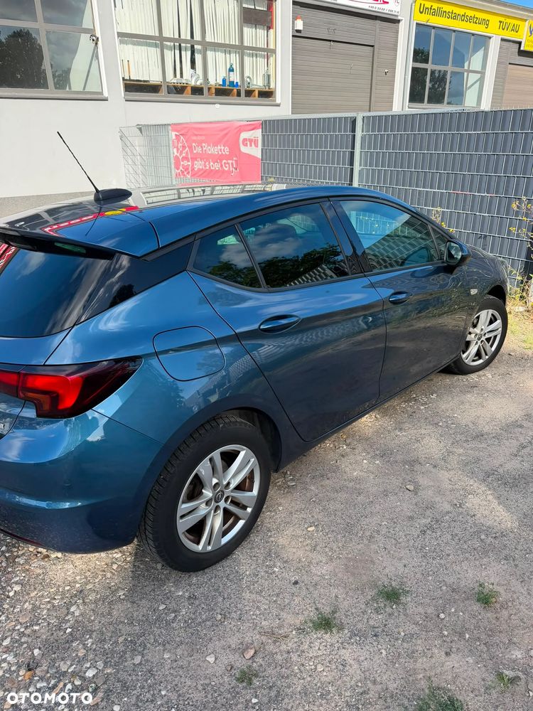 Opel Astra 1.0 T Dynamic S&S - 2