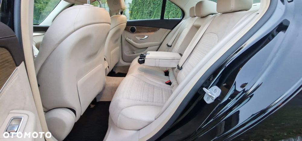 Mercedes-Benz Klasa C 220 (BlueTEC) d 7G-TRONIC - 9