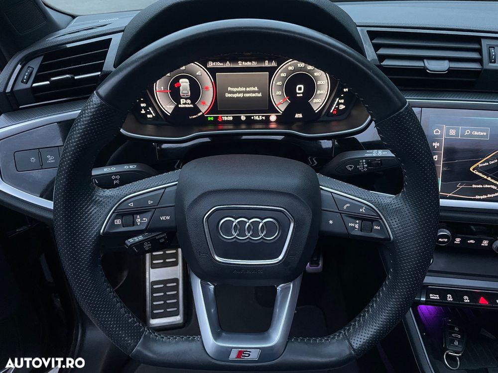 Audi Q3 - 22