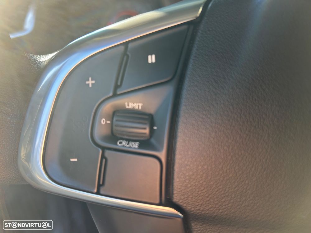 Citroën C4 1.2 PureTech Live - 33