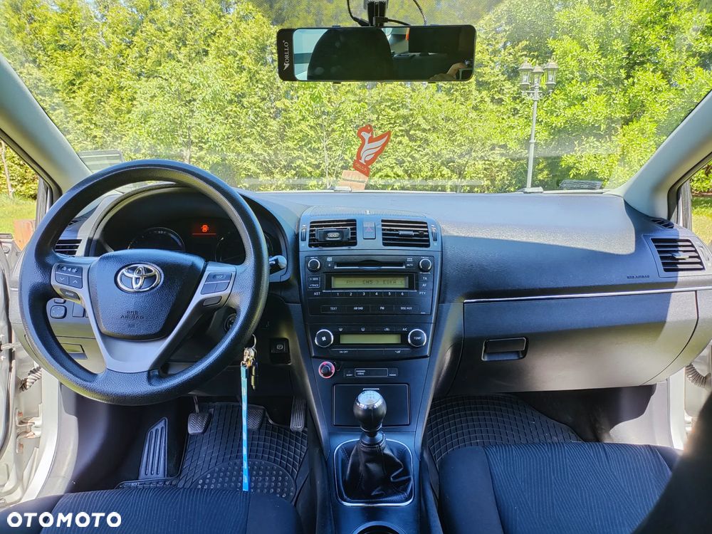 Toyota Avensis 2.0 D-4D 2010 - 7