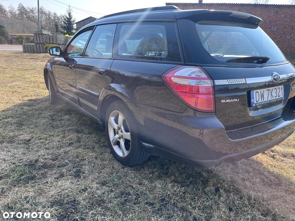 Subaru Outback 3.0RE 000 - 9