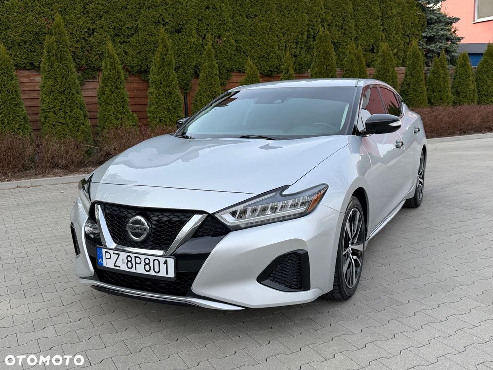 Nissan Maxima - 2