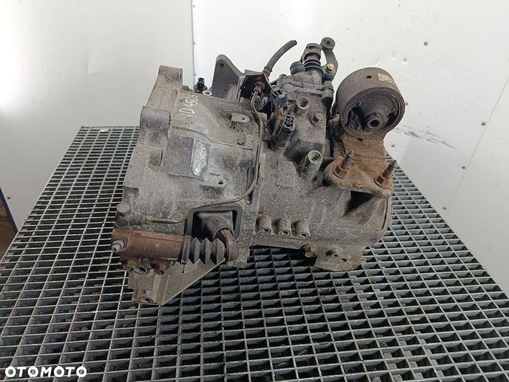 SKRZYNIA BIEGÓW MANUALNA 5 MITSUBISHI OUTLANDER I F5M42 2.0 16V - 2