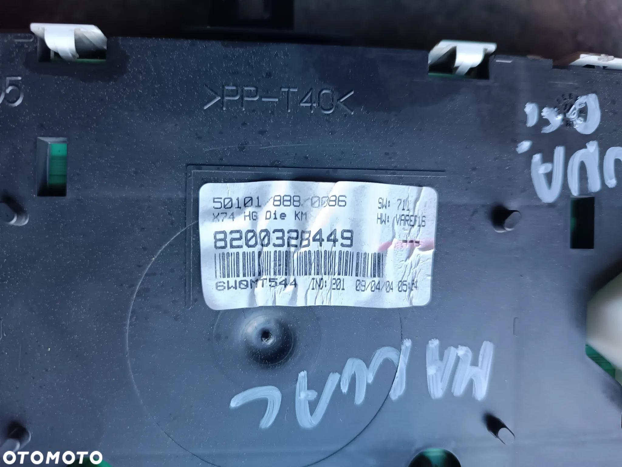 LICZNIK RENAULT LAGUNA II 1.9 dCi 8200328449 - 3