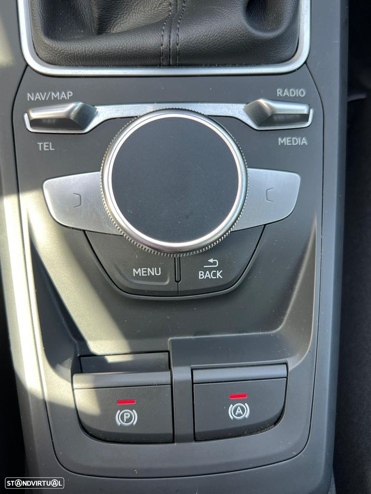 Audi Q2 30 TDI - 26