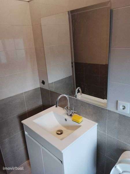 T1 Calç do Tojal c/ 50m2 de terraço privativo, a nao perder - Grande imagem: 4/12